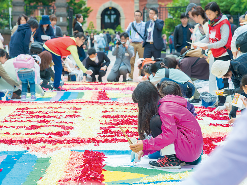 今話題のインフィオラータ 　街をキャンバスにアートするシカケ